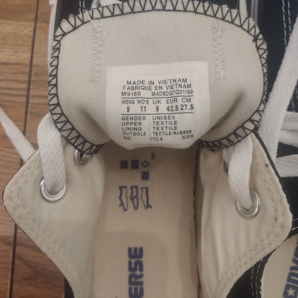 Converse Chuck Taylor All Star M9166 Unisex Sneakers - Picture 9 of 9